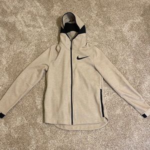 Nike basketball jacket